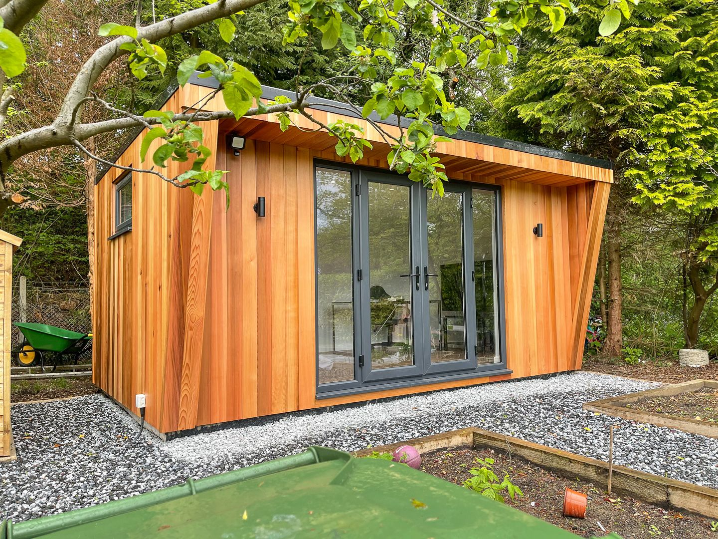 Insulated Garden Buildings